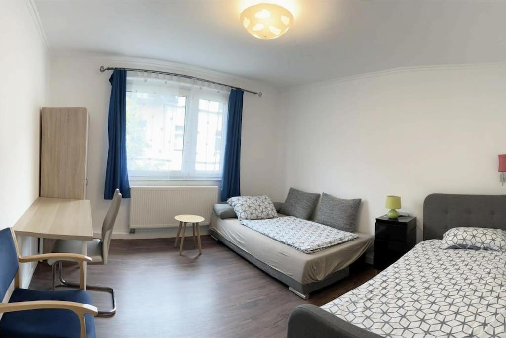 Duesseldorf Messe And Airport, 2-Bedroom Apartment With Kitchen And Garden Duisburg Buitenkant foto