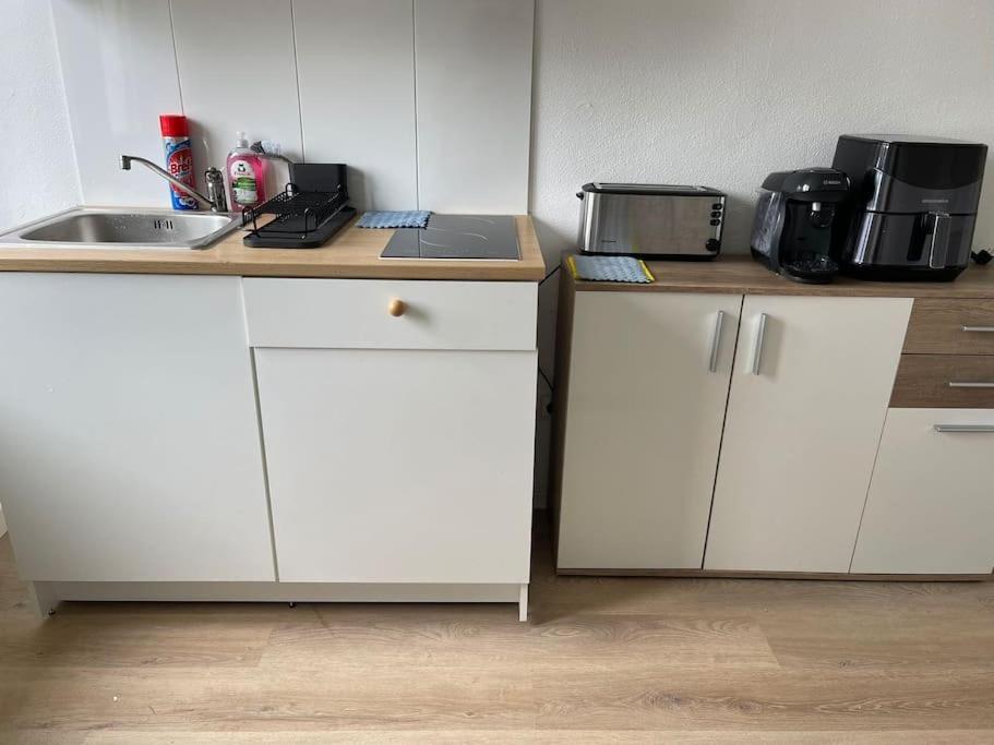 Duesseldorf Messe And Airport, 2-Bedroom Apartment With Kitchen And Garden Duisburg Buitenkant foto