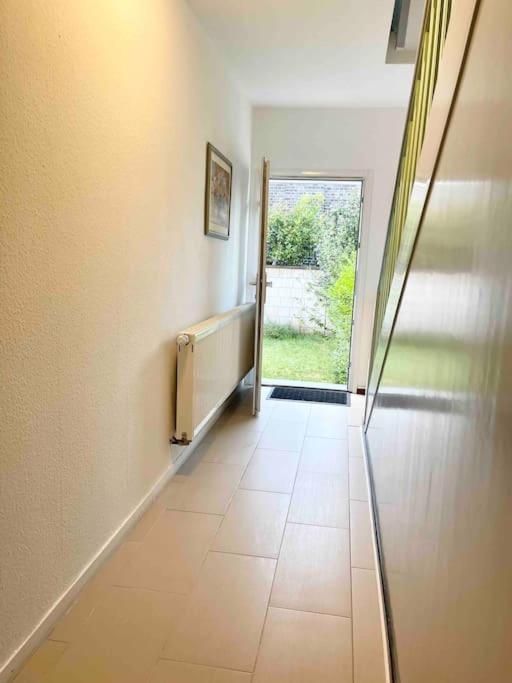 Duesseldorf Messe And Airport, 2-Bedroom Apartment With Kitchen And Garden Duisburg Buitenkant foto