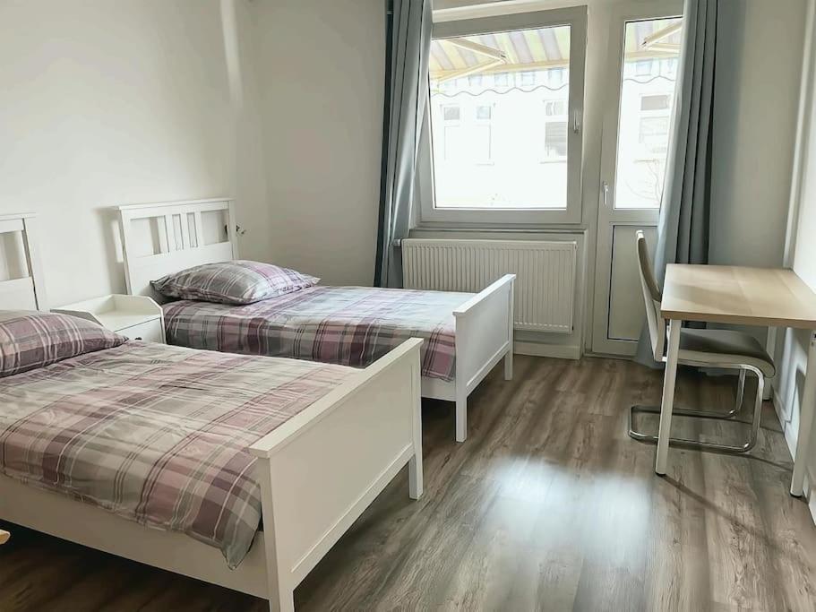 Duesseldorf Messe And Airport, 2-Bedroom Apartment With Kitchen And Garden Duisburg Buitenkant foto