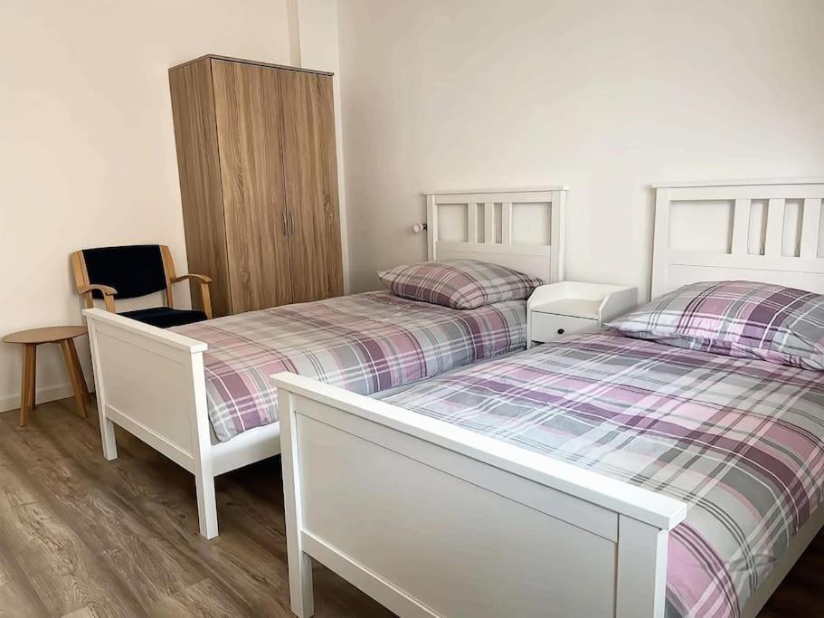 Duesseldorf Messe And Airport, 2-Bedroom Apartment With Kitchen And Garden Duisburg Buitenkant foto